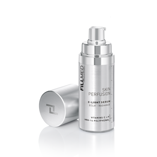 Fillmed C-Light Serum 30ml: Silver pump bottle with cap open; vitamins C + H, HRH-14 polyphenol